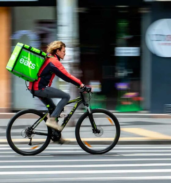 Cannabisbezorging in Alberta door Uber Eats