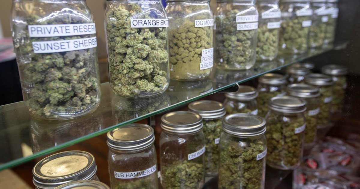 Belasting op illegale cannabisapotheken in Los Angeles